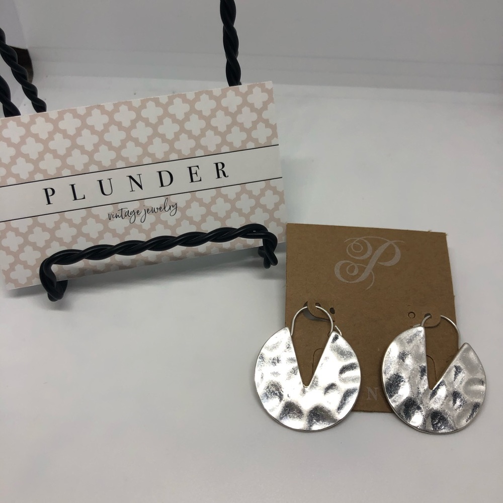 Plunder earrings